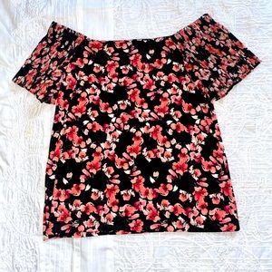 Floral off the shoulder blouse sz XS